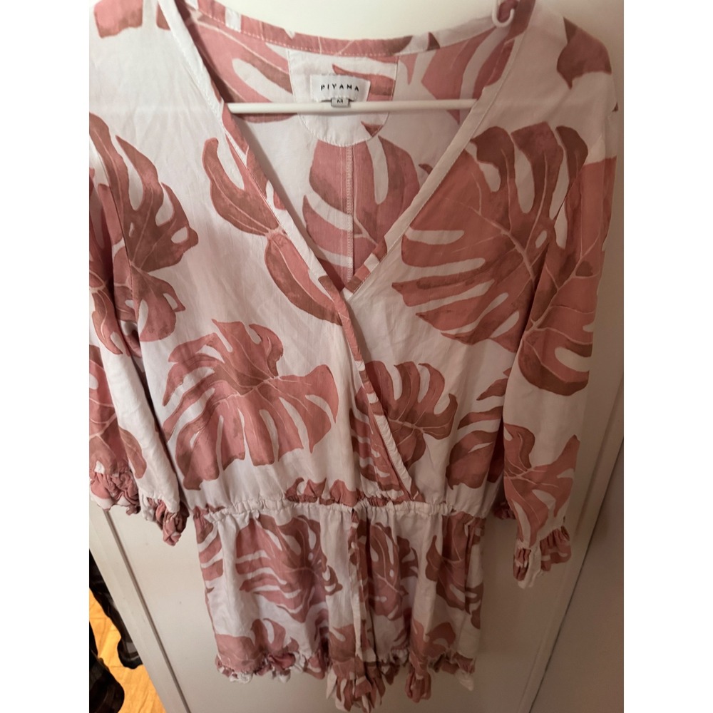 Piyama Women Pink Tropical Monstera Leaf Print Rayon Romper Ruffle Trim Size M